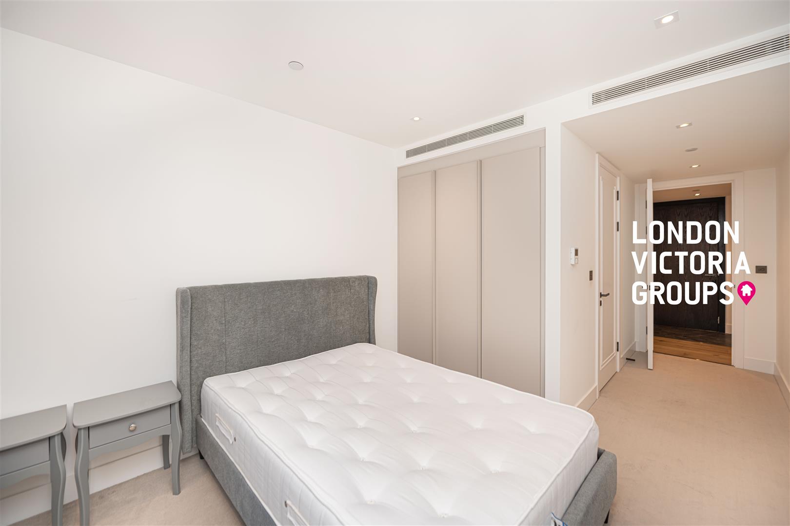 7A Exchange Gardens, London